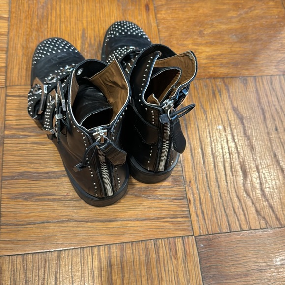 ZARA rivets leather boots - Picture 2 of 4